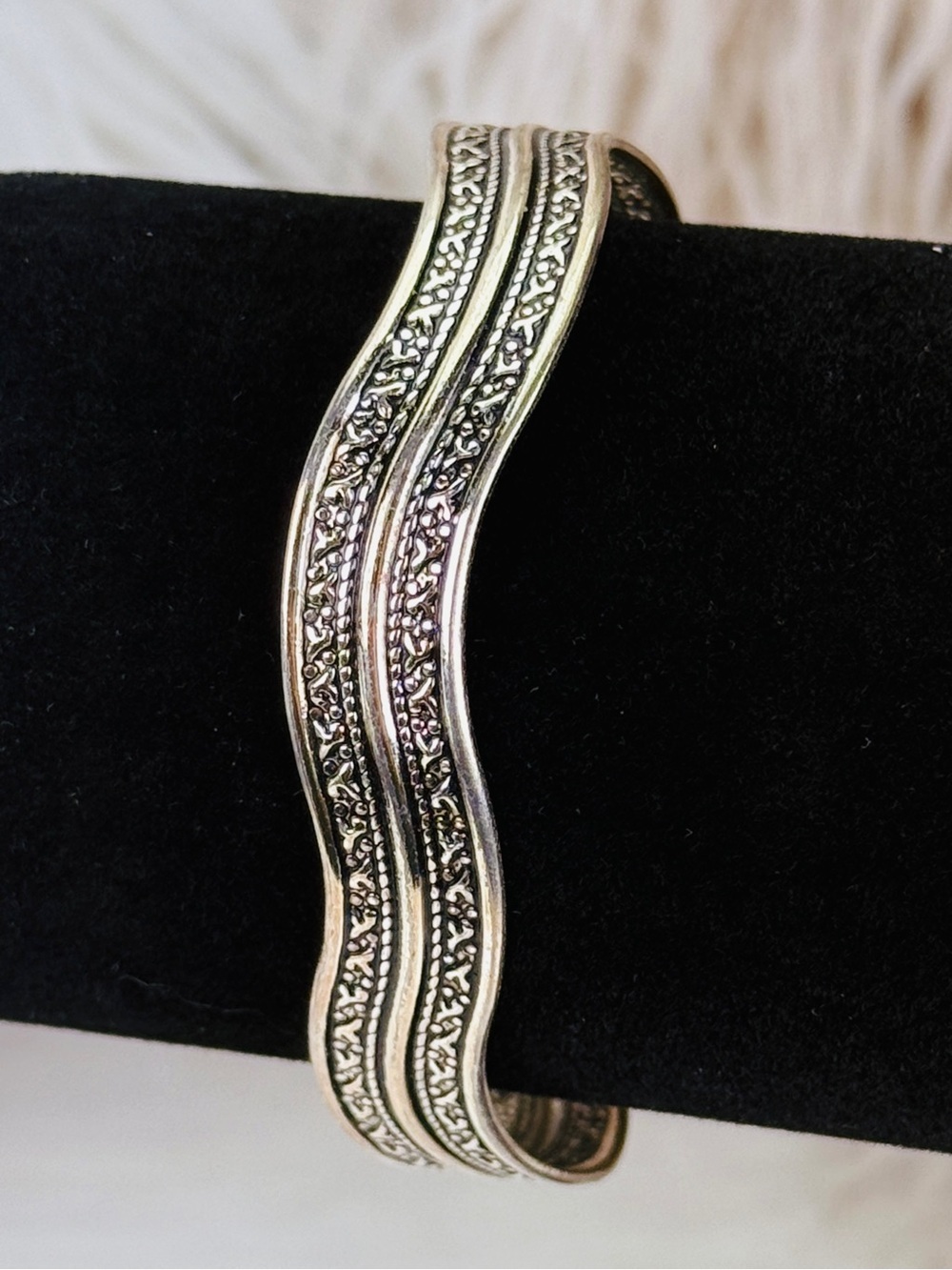 Vintage aged Silvertone asymmetric cuff bracelet